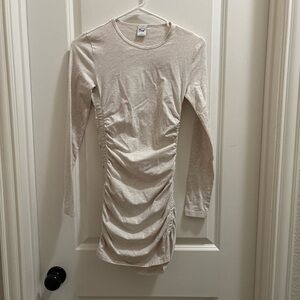 TNA ARITZIA Long Sleeve Ruched Taupe Beige Chill Malibu Longsleeve Dress XS